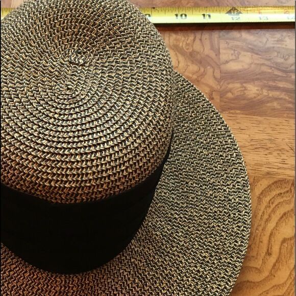 SUN SAND Medium Brimmed Hat! main image 4